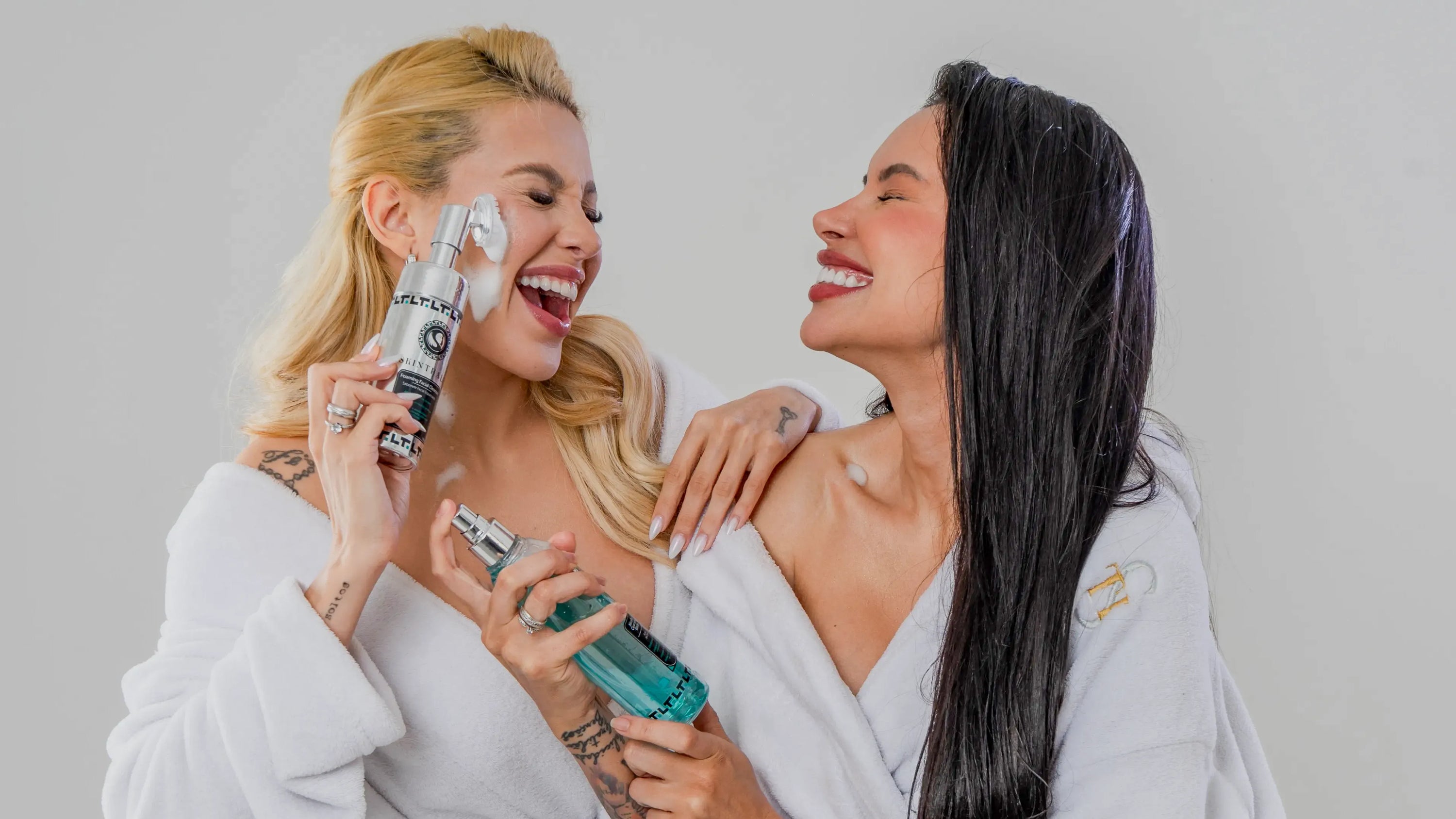 Musas, a verdade é que a nossa pele sempre contou uma história (e a gente decidiu reescrevê-la)